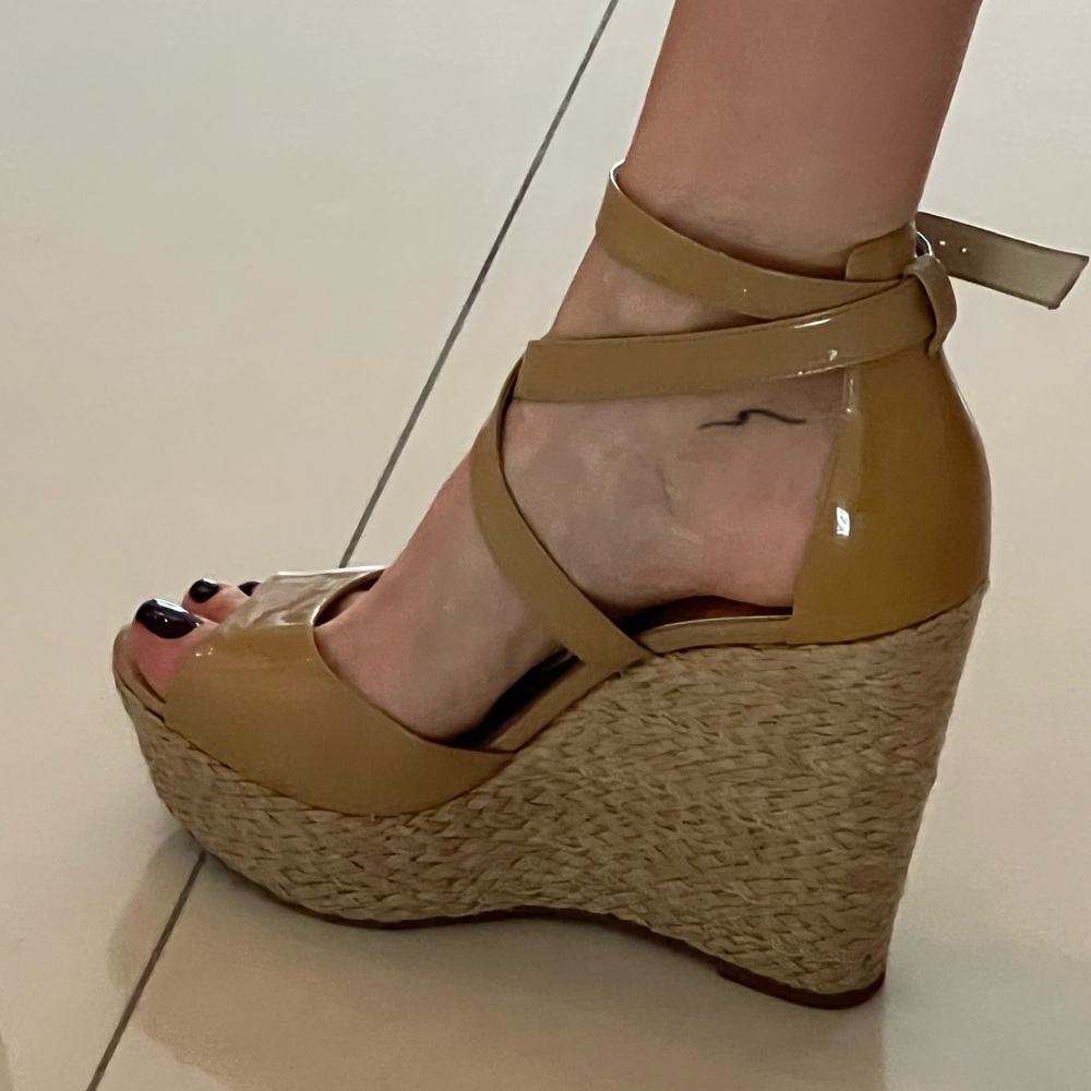 Michael Kors nude wedges